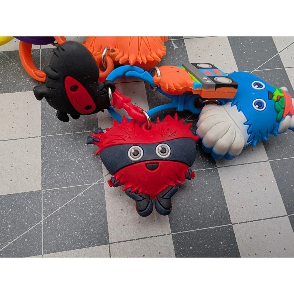 Kids Heart Challenge Character Keychain Charms Clip On lot